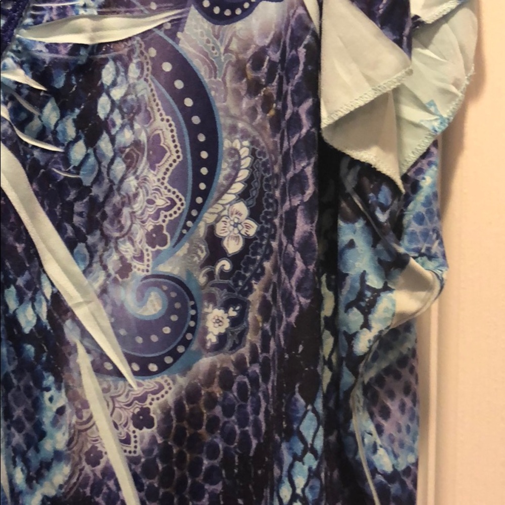 Top - Picture 3 of 4